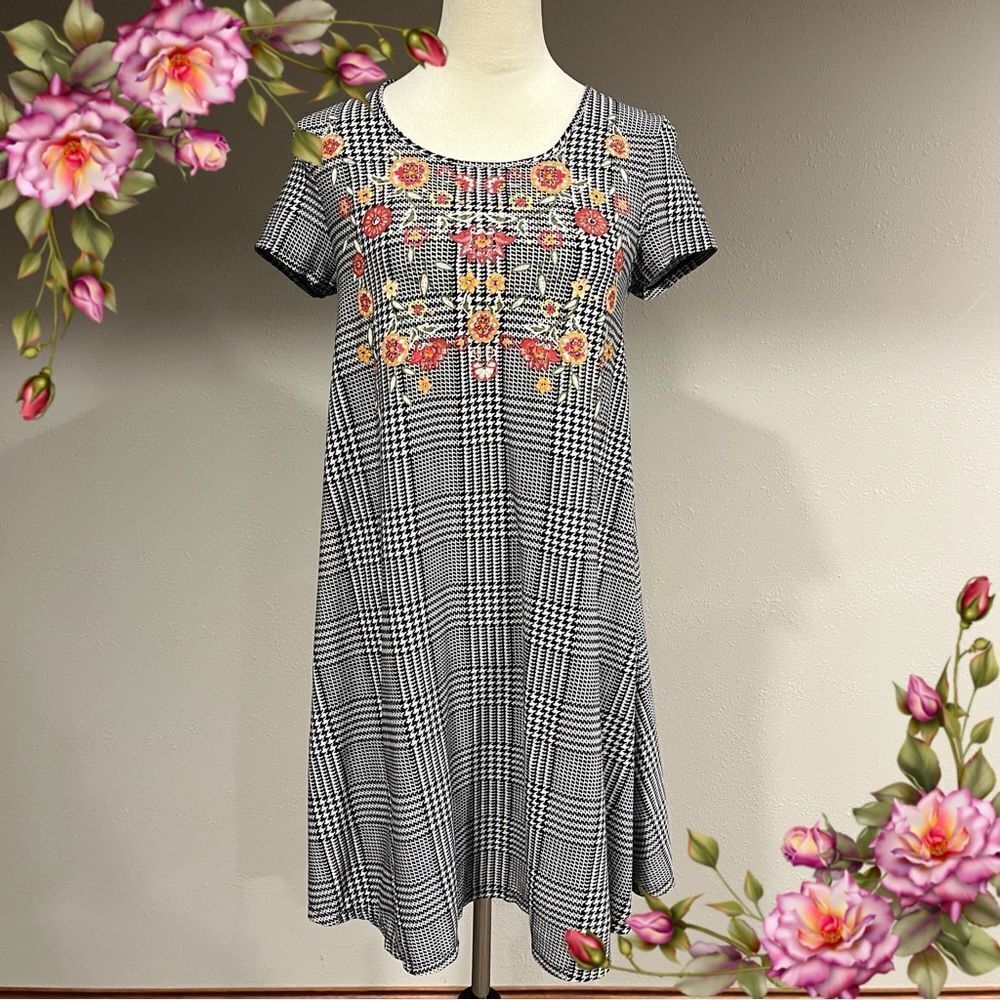 Short sleeve Floral‎ fake Embroidered print Plaid Dress  size small